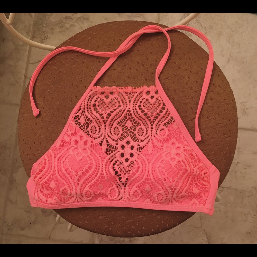 High neck bikini top!!